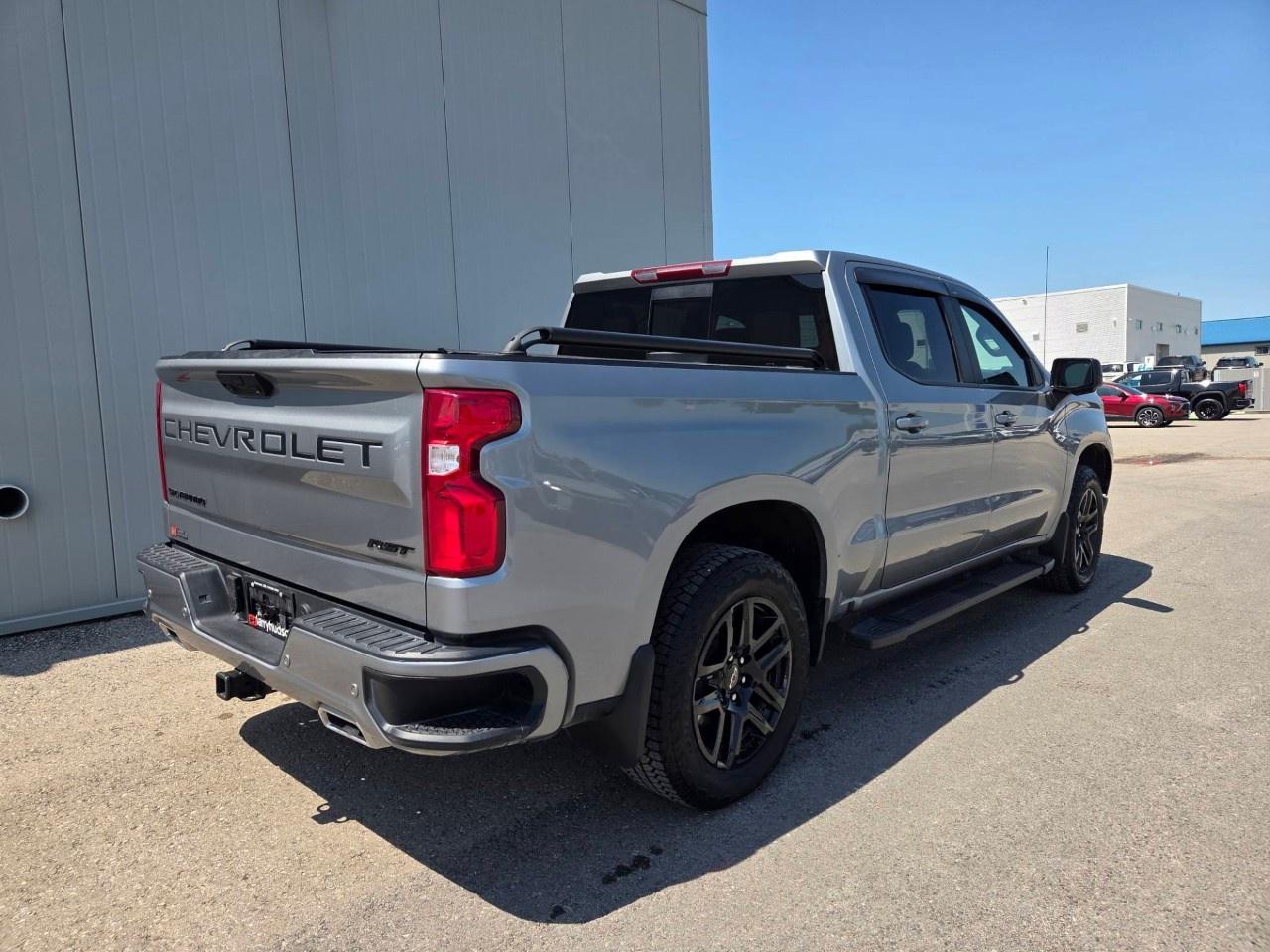 2025 Chevrolet Silverado 1500 Crew Cab Short Box 4-Wheel Drive RST Photo
