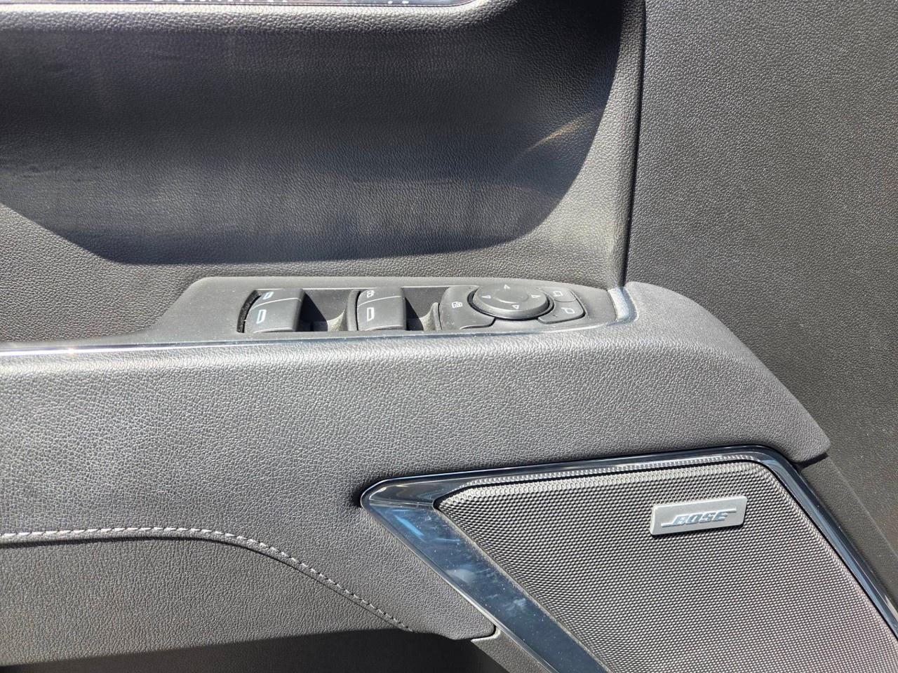 2025 Chevrolet Silverado 1500 Crew Cab Short Box 4-Wheel Drive RST Photo
