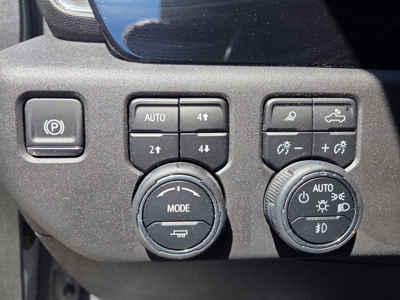 2025 Chevrolet Silverado 1500 Crew Cab Short Box 4-Wheel Drive RST Photo