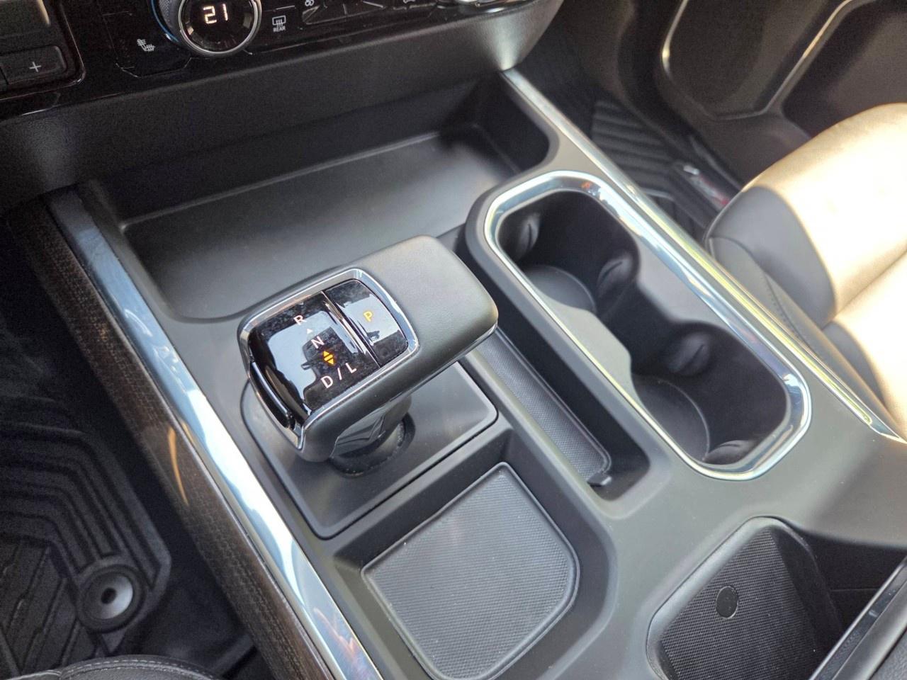 2025 Chevrolet Silverado 1500 Crew Cab Short Box 4-Wheel Drive RST Photo