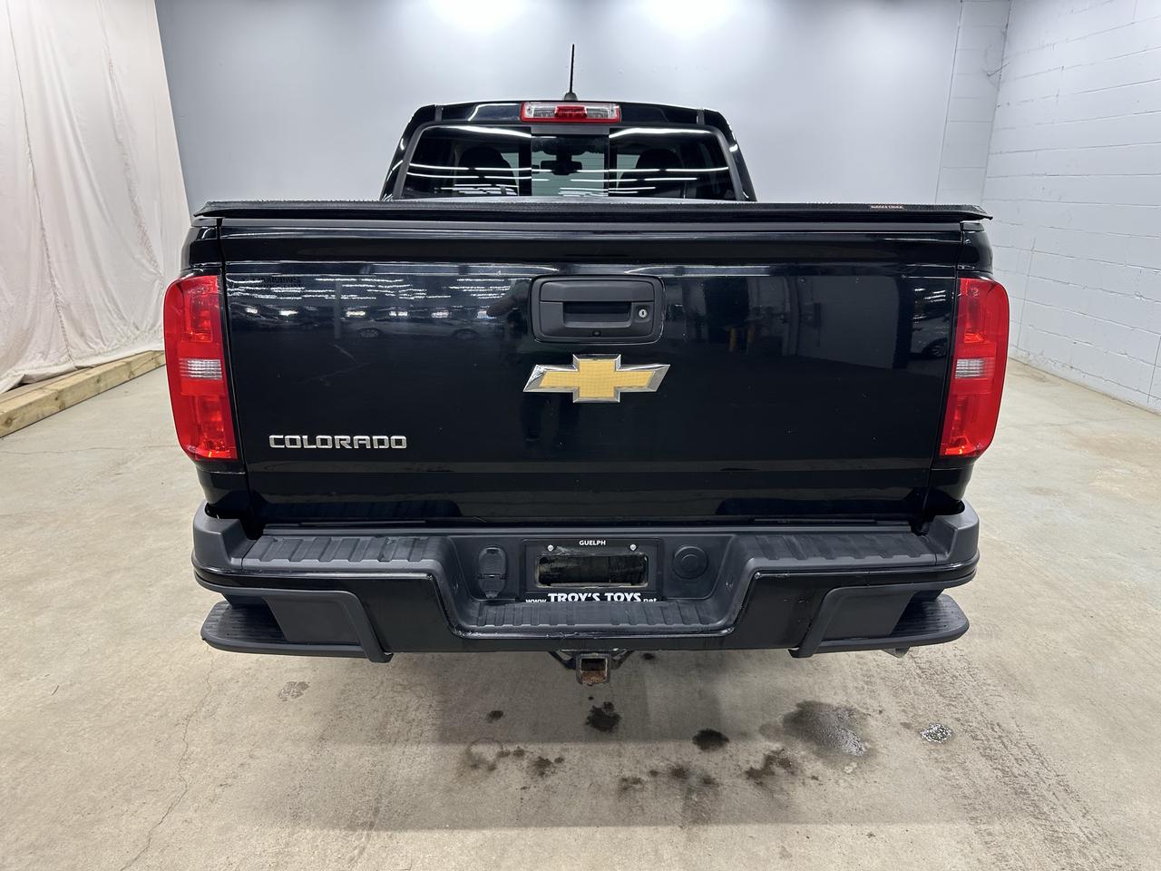 2016 Chevrolet Colorado 4WD CREW CAB 140.5" Z71 Photo1