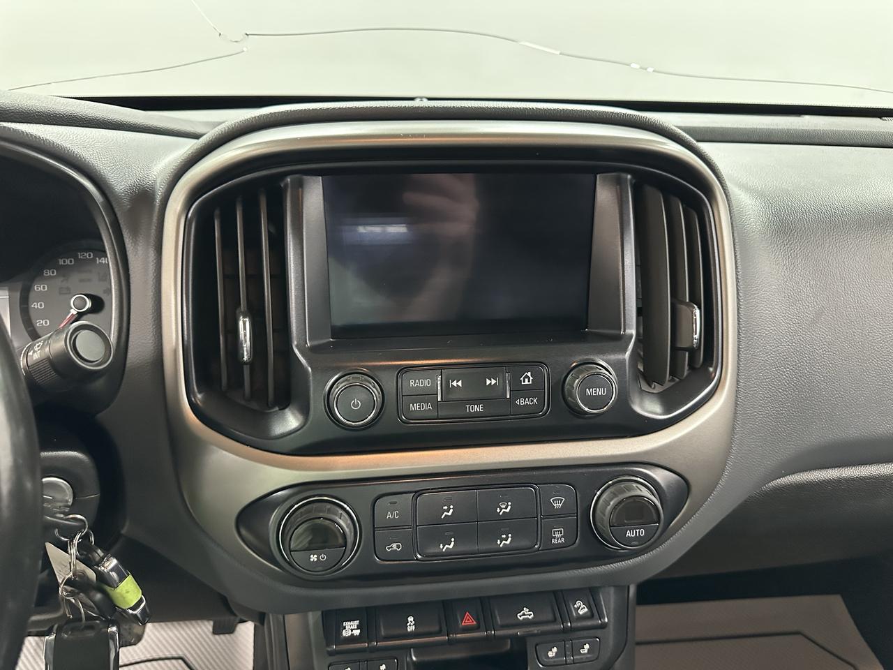 2016 Chevrolet Colorado 4WD CREW CAB 140.5" Z71 Photo