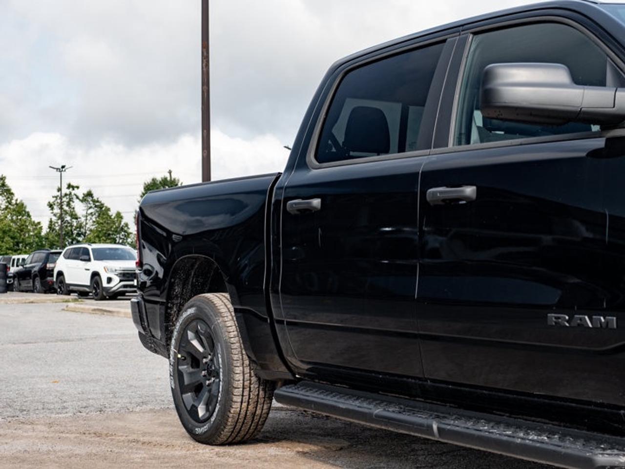 2026 RAM 1500 Express Photo