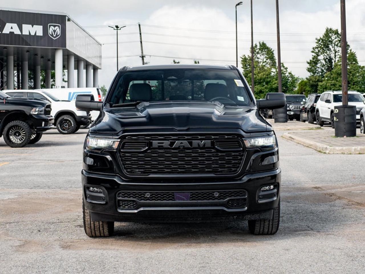 2026 RAM 1500 Express Photo
