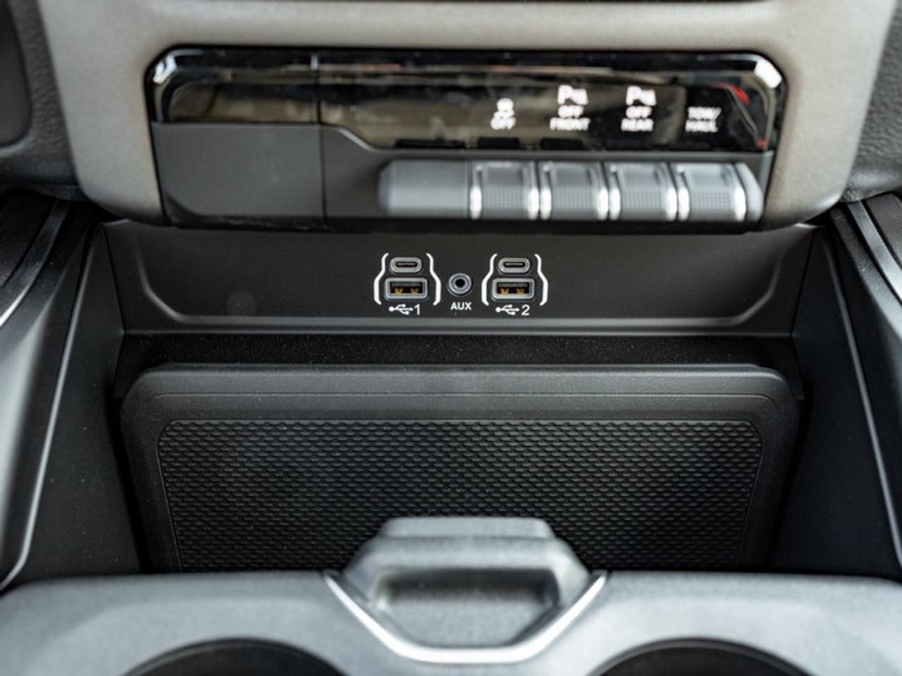2026 RAM 1500 Express Photo