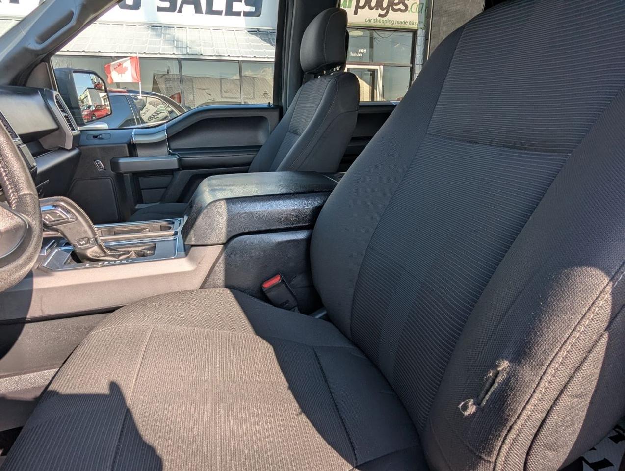 2015 Ford F-150 XLT SPORT 4X4 CREW CAB/3.5L V6 ENGINE!! Photo