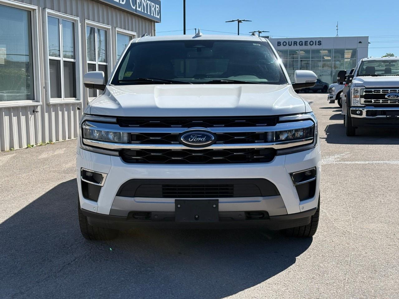 2022 Ford Expedition LIMITED MAX 4X4 Photo