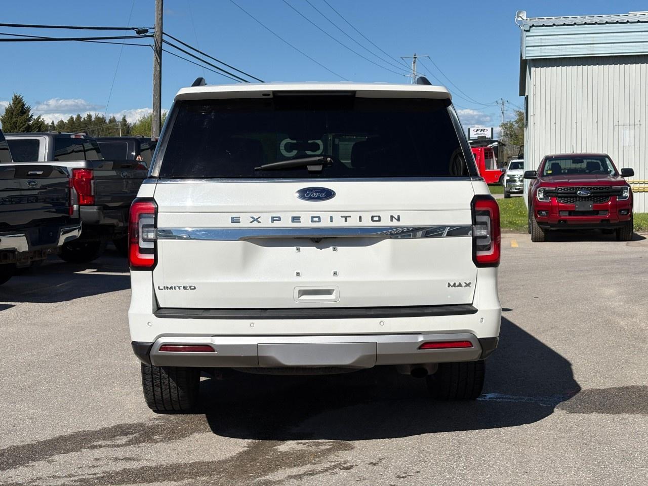 2022 Ford Expedition LIMITED MAX 4X4 Photo