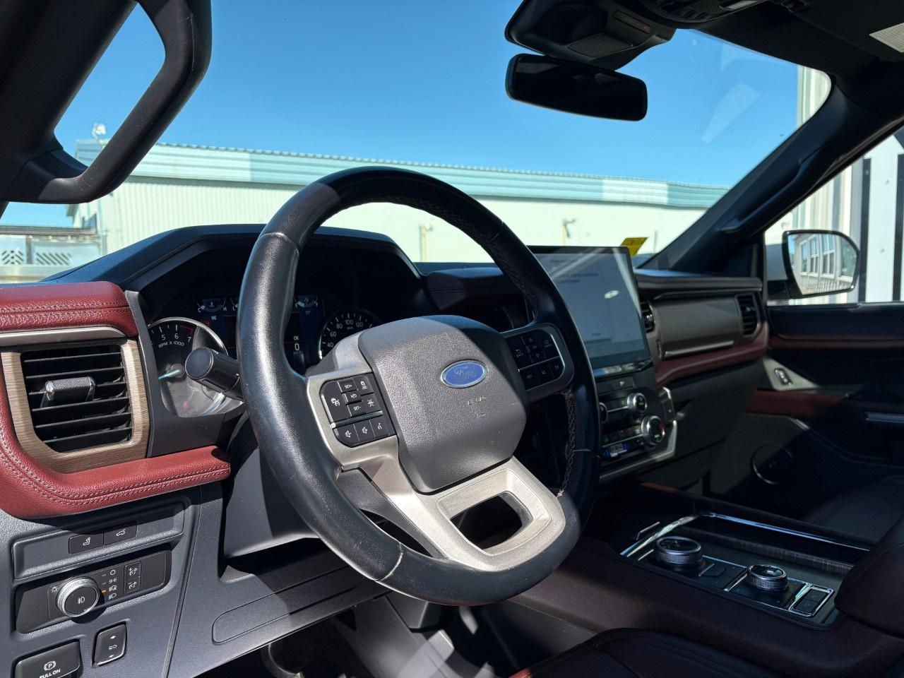 2022 Ford Expedition LIMITED MAX 4X4 Photo