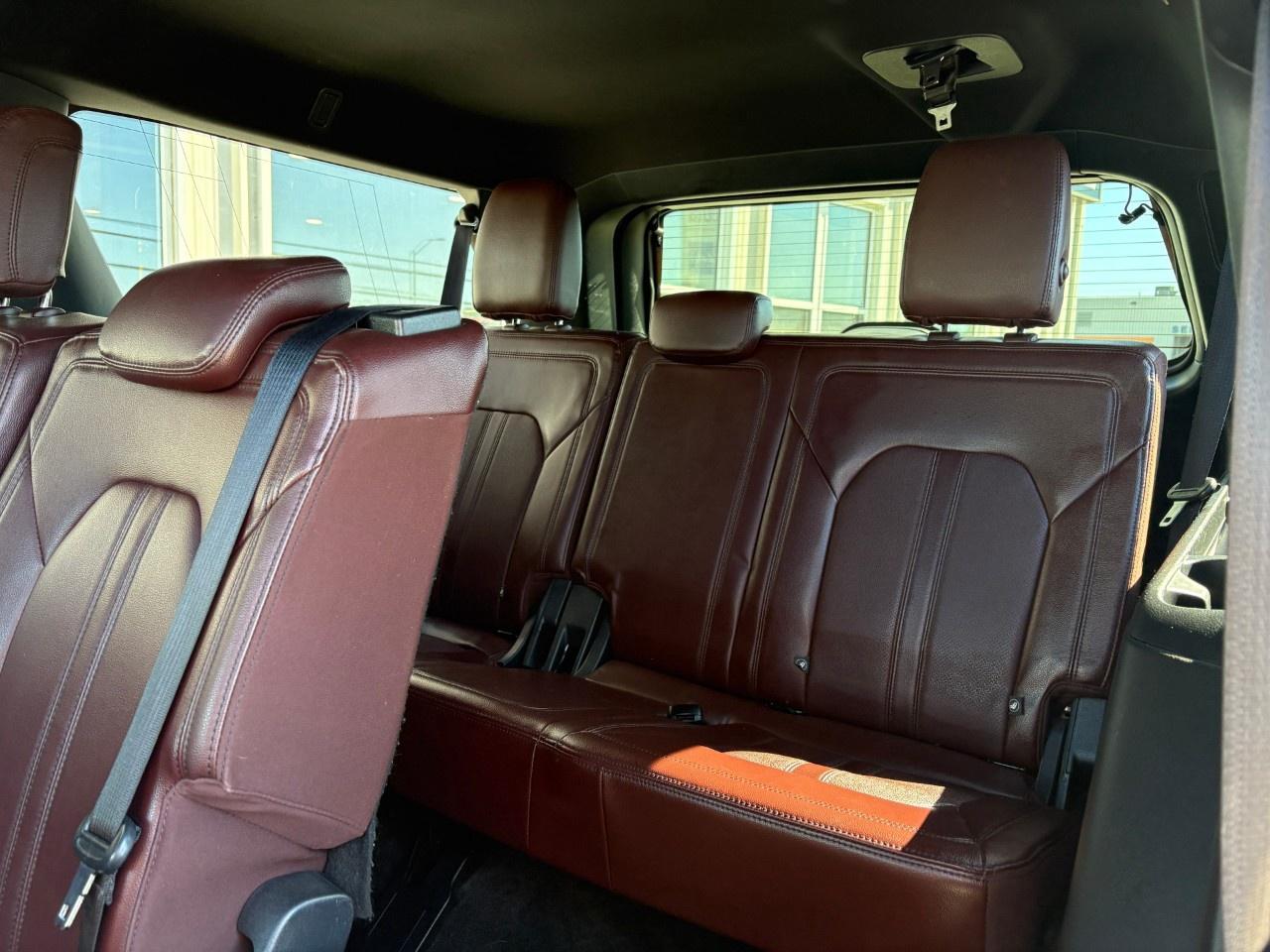 2022 Ford Expedition LIMITED MAX 4X4 Photo