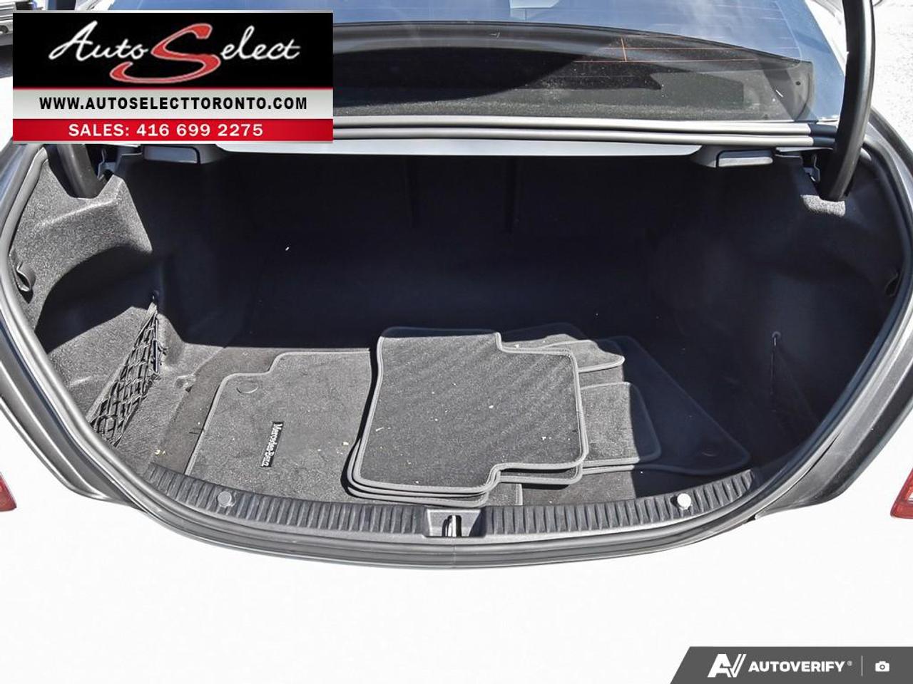 2018 Mercedes-Benz C-Class 4Matic C300 AWD - Technology Pkg - Panoramic Sunroof Photo