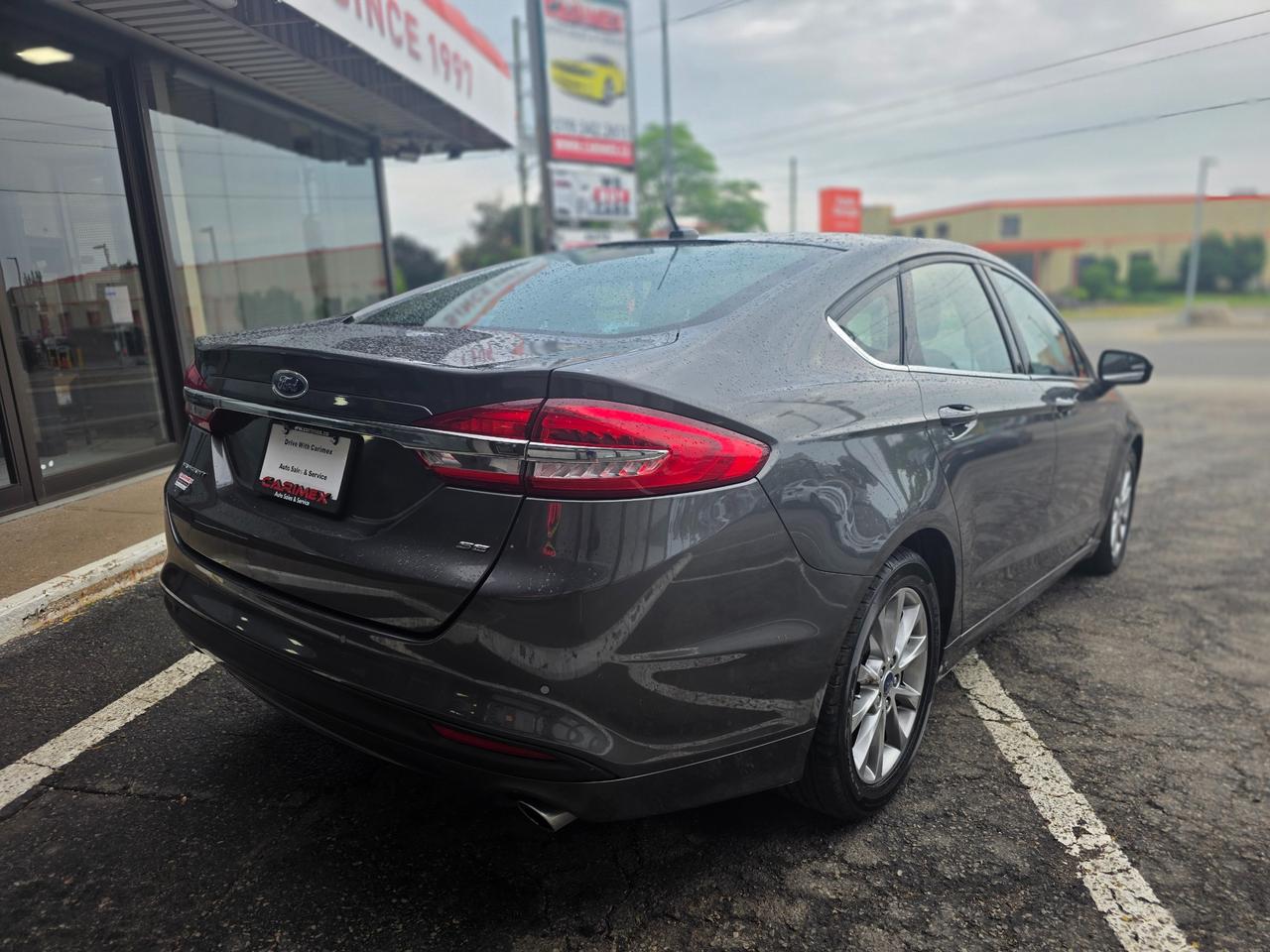 2017 Ford Fusion SE Accident Free | Dealer Serviced | Navi | Heated Seats Photo