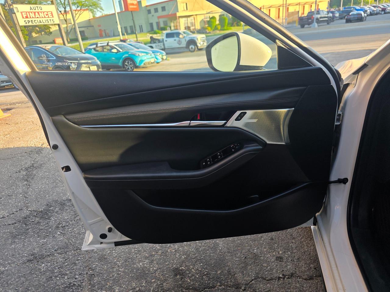 2020 Mazda MAZDA3 GT MANUAL | LOW KMS | ACCIDENT FREE Photo