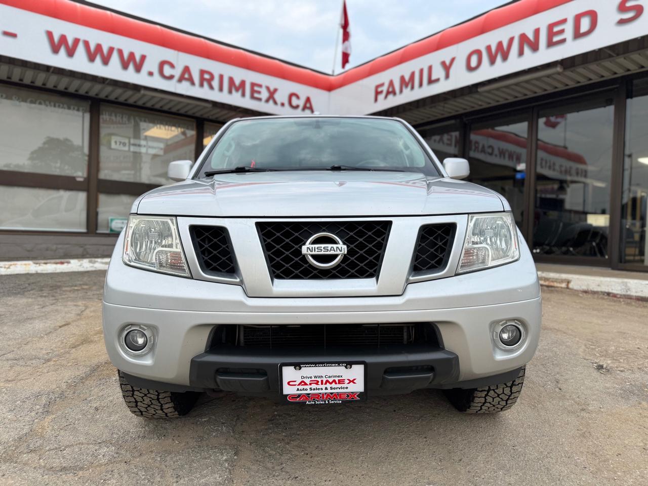 2015 Nissan Frontier MANUAL | PRO-4X | RUSTPROOFED Photo
