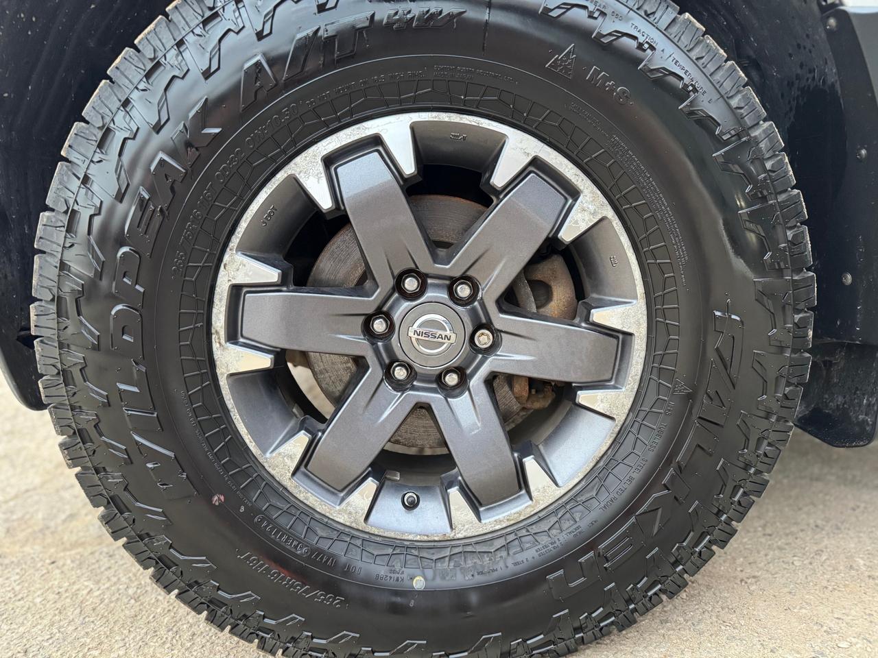 2015 Nissan Frontier MANUAL | PRO-4X | RUSTPROOFED Photo