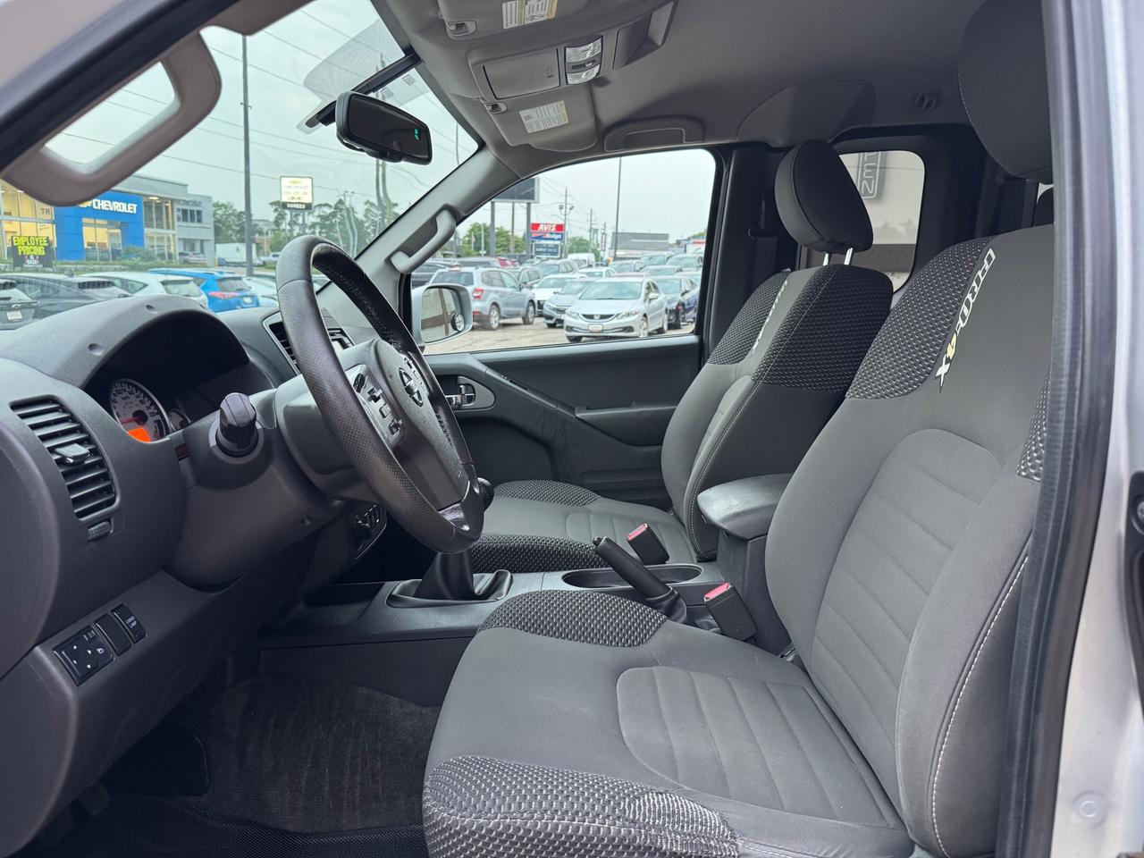 2015 Nissan Frontier MANUAL | PRO-4X | RUSTPROOFED Photo