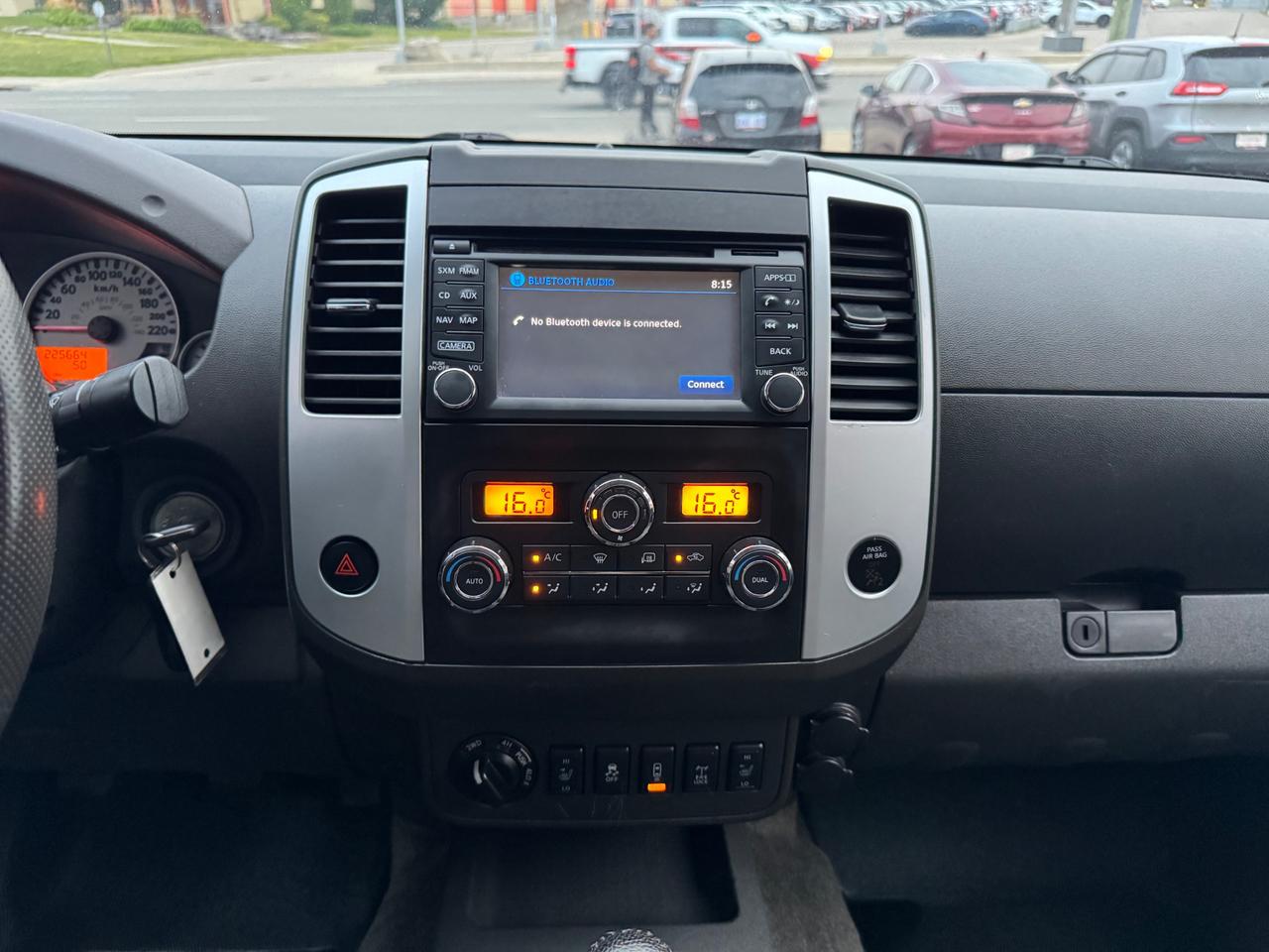 2015 Nissan Frontier MANUAL | PRO-4X | RUSTPROOFED Photo
