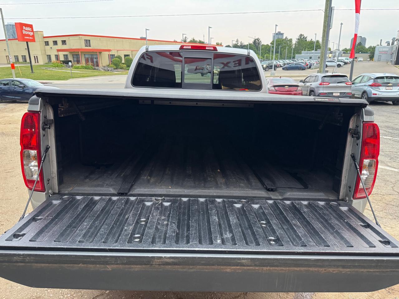 2015 Nissan Frontier MANUAL | PRO-4X | RUSTPROOFED Photo