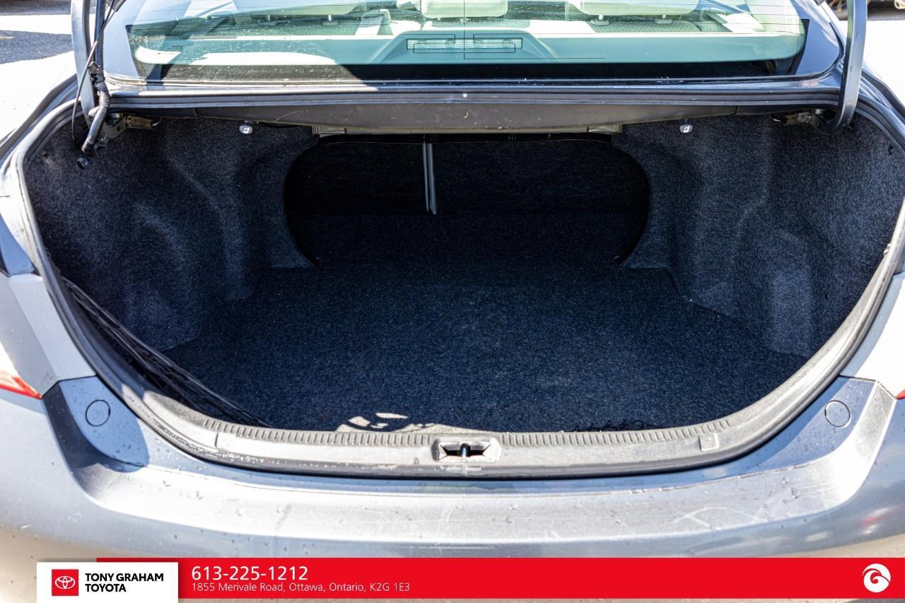 2010 Toyota Camry LE Photo