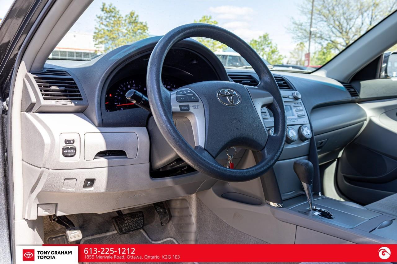2010 Toyota Camry LE Photo