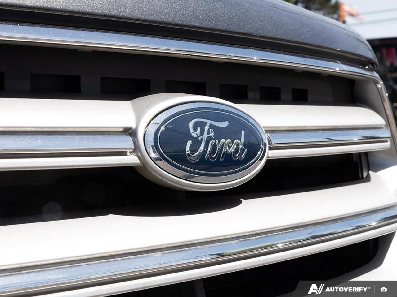 2018 Ford Escape Titanium 400A | NAVIGATION SYSTEM | FRONT DUAL A/C | KEYLES Photo