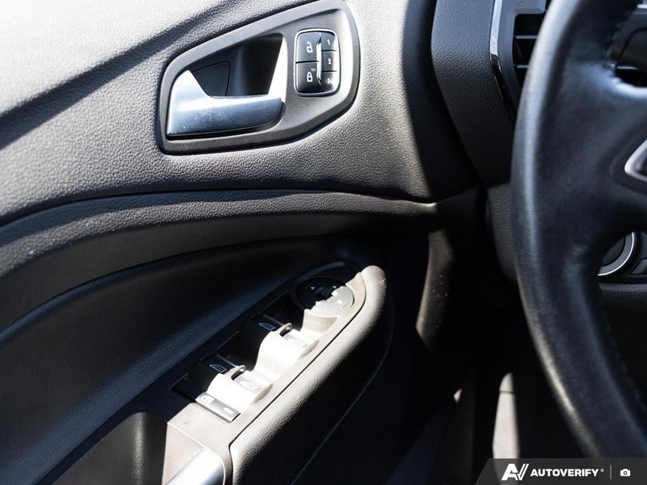 2018 Ford Escape Titanium 400A | NAVIGATION SYSTEM | FRONT DUAL A/C | KEYLES Photo