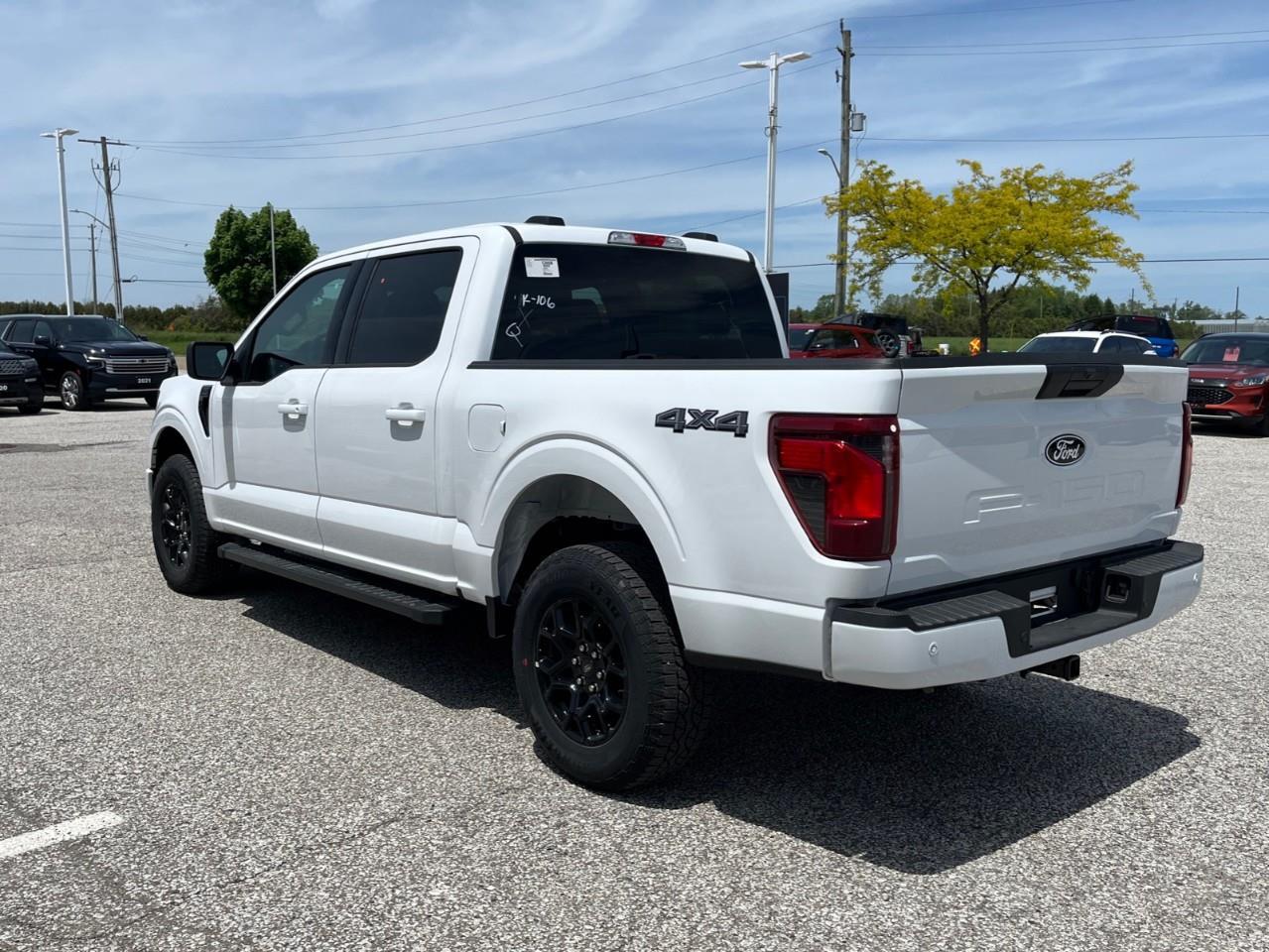 2026 Ford F-150 XLT Photo4