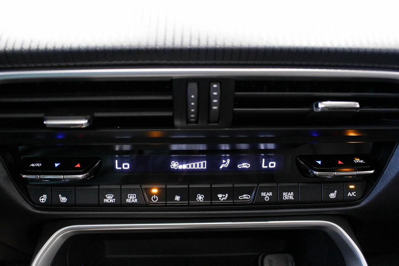 2025 Mazda CX-90 MHEV GS-L HEATED SEATS/STEERING WHEEL - APPLE CARPLAY & ANDROID AUTO - POWER LIFTGATE Photo