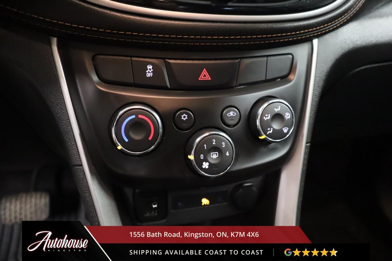 2022 Chevrolet Trax LT TURBO - REAR VISION CAMERA Photo