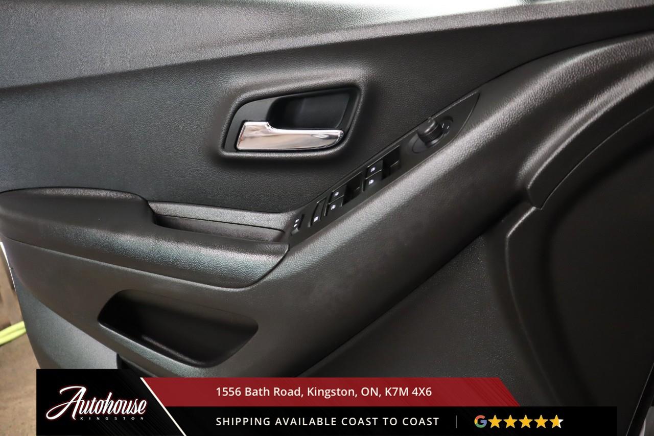 2022 Chevrolet Trax LT TURBO - REAR VISION CAMERA Photo