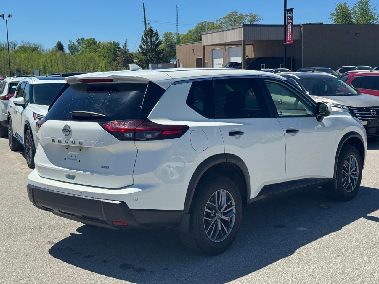 2024 Nissan Rogue AWD S Photo