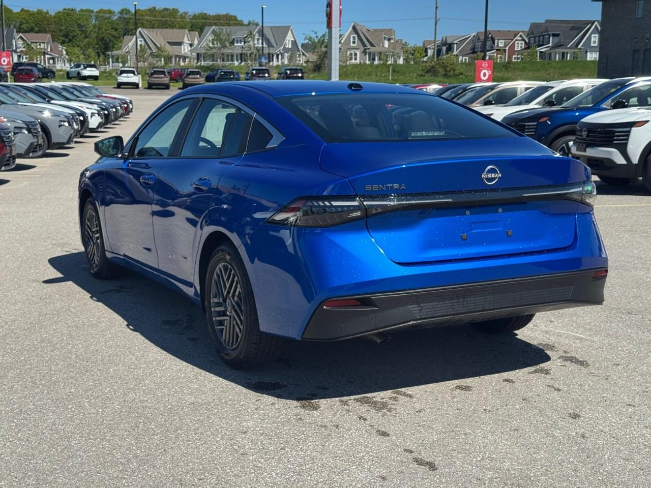 2026 Nissan Sentra SV SEDAN Photo4