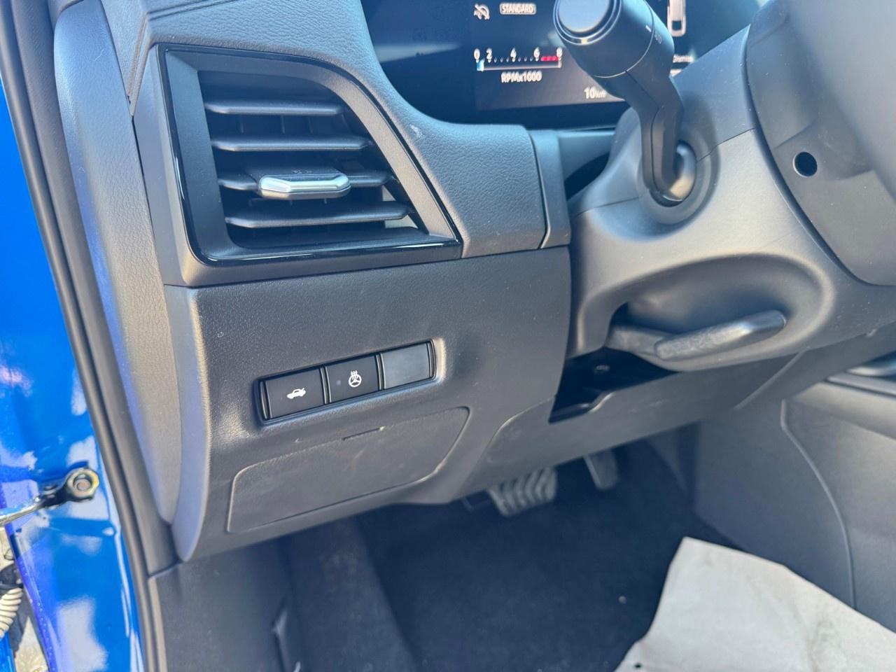2026 Nissan Sentra SV SEDAN Photo