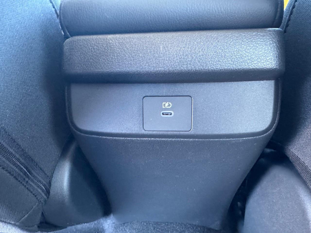 2026 Nissan Sentra SV SEDAN Photo