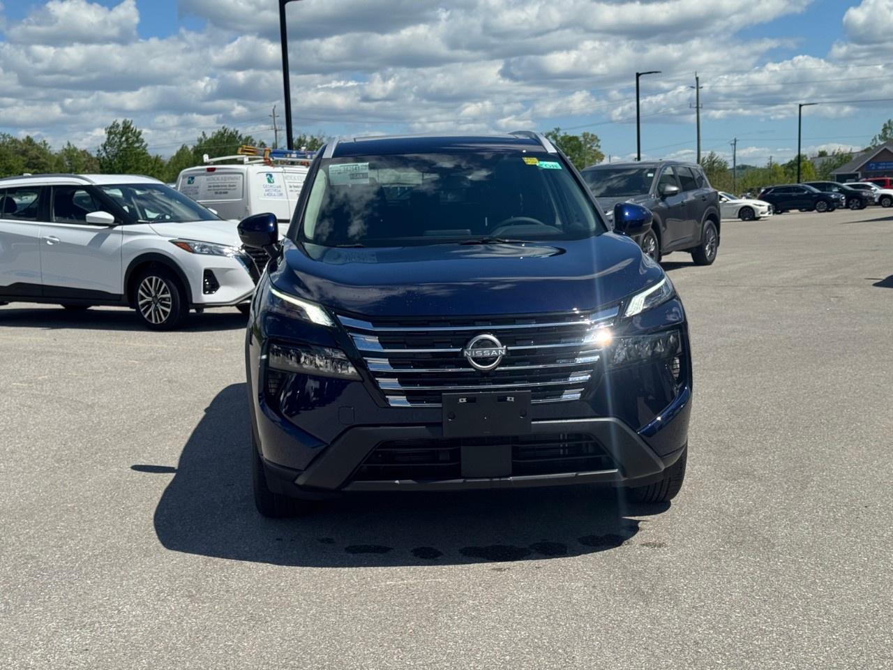 2026 Nissan Rogue AWD SV Moonroof Photo