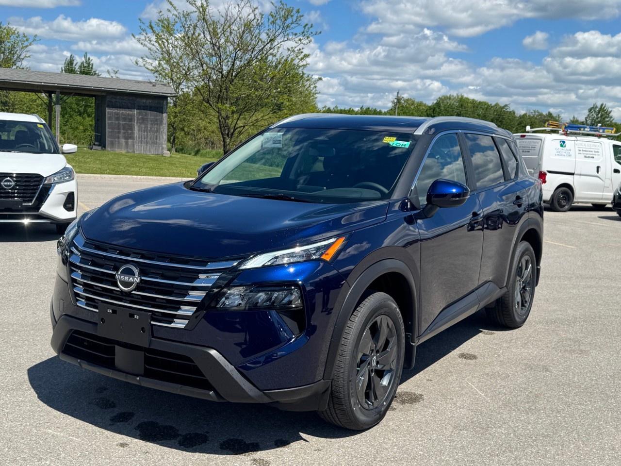 2026 Nissan Rogue AWD SV Moonroof Photo
