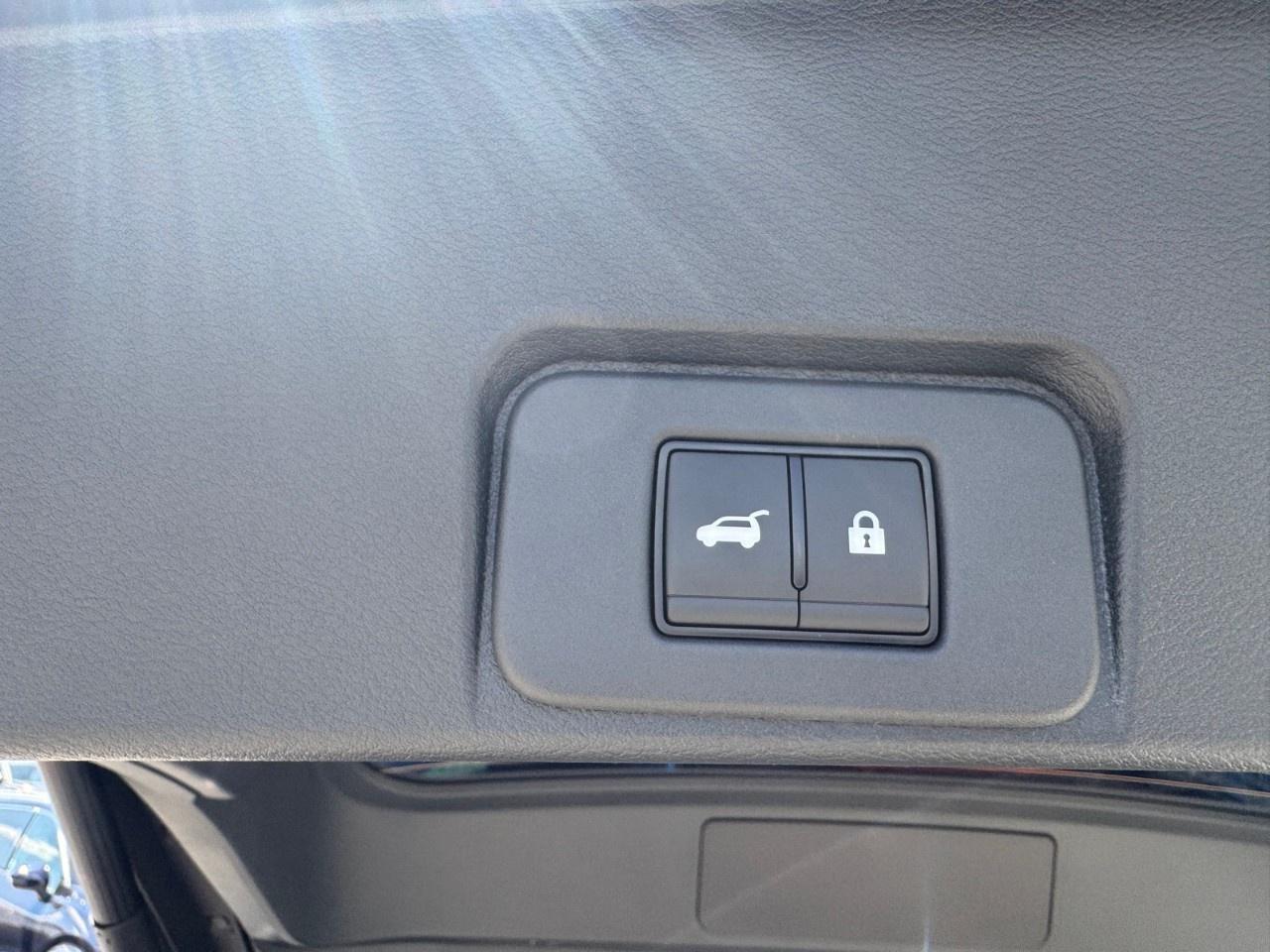 2026 Nissan Rogue AWD SV Moonroof Photo