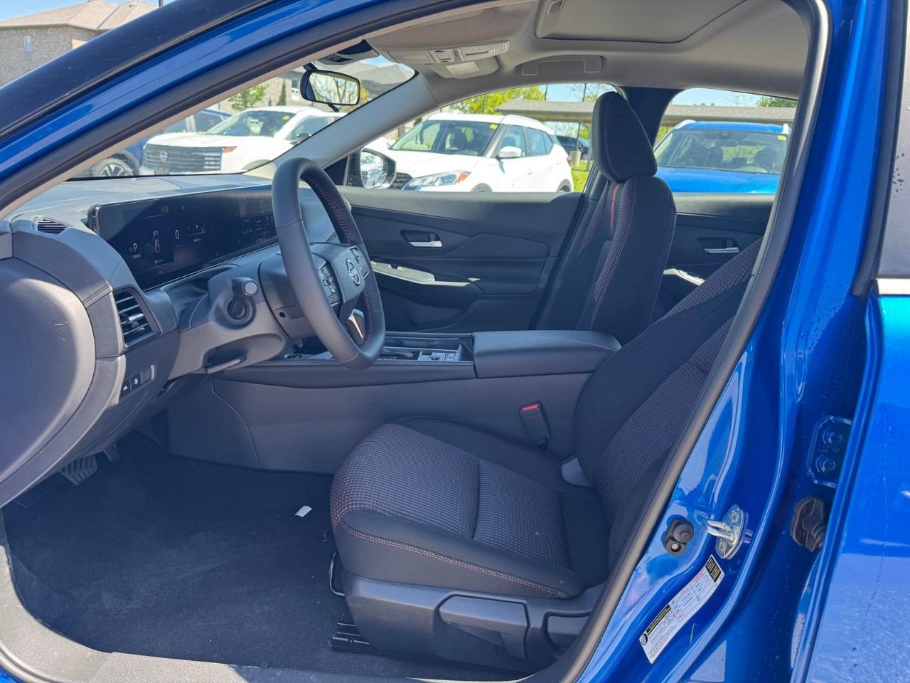 2026 Nissan Sentra SR SEDAN Photo