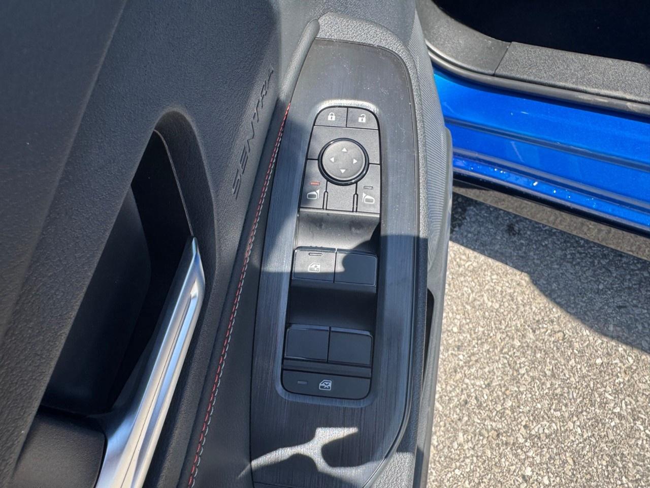 2026 Nissan Sentra SR SEDAN Photo