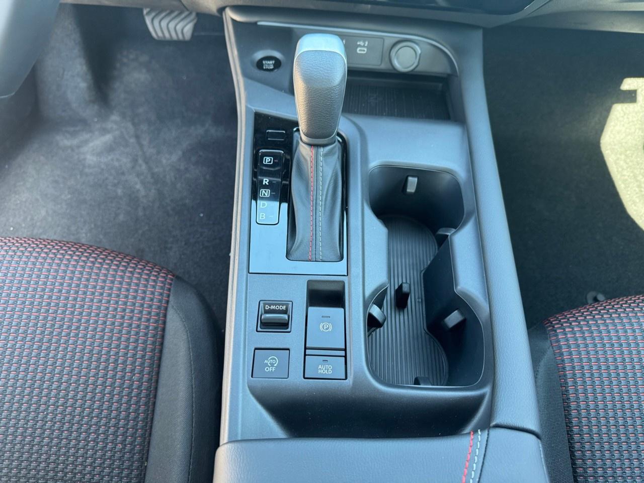 2026 Nissan Sentra SR SEDAN Photo