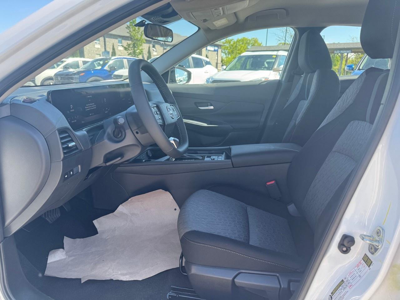 2026 Nissan Sentra SV SEDAN Photo
