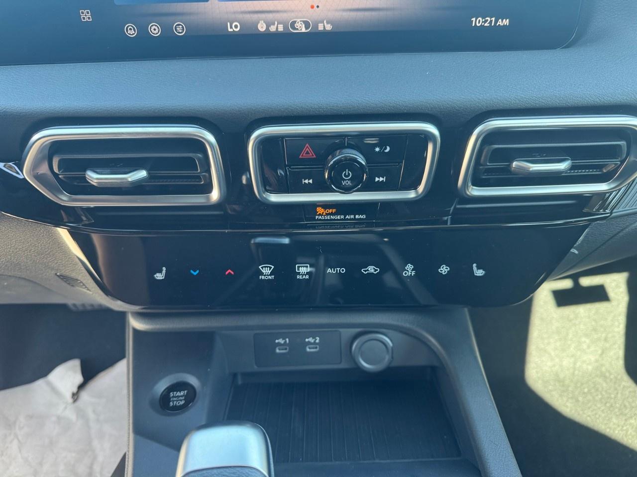 2026 Nissan Sentra SV SEDAN Photo