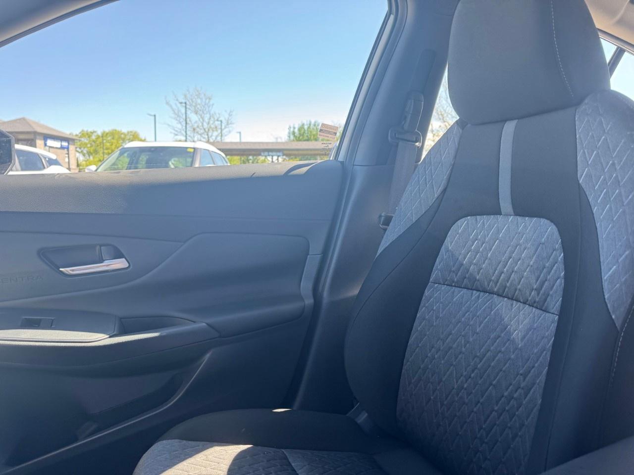 2026 Nissan Sentra SV SEDAN Photo