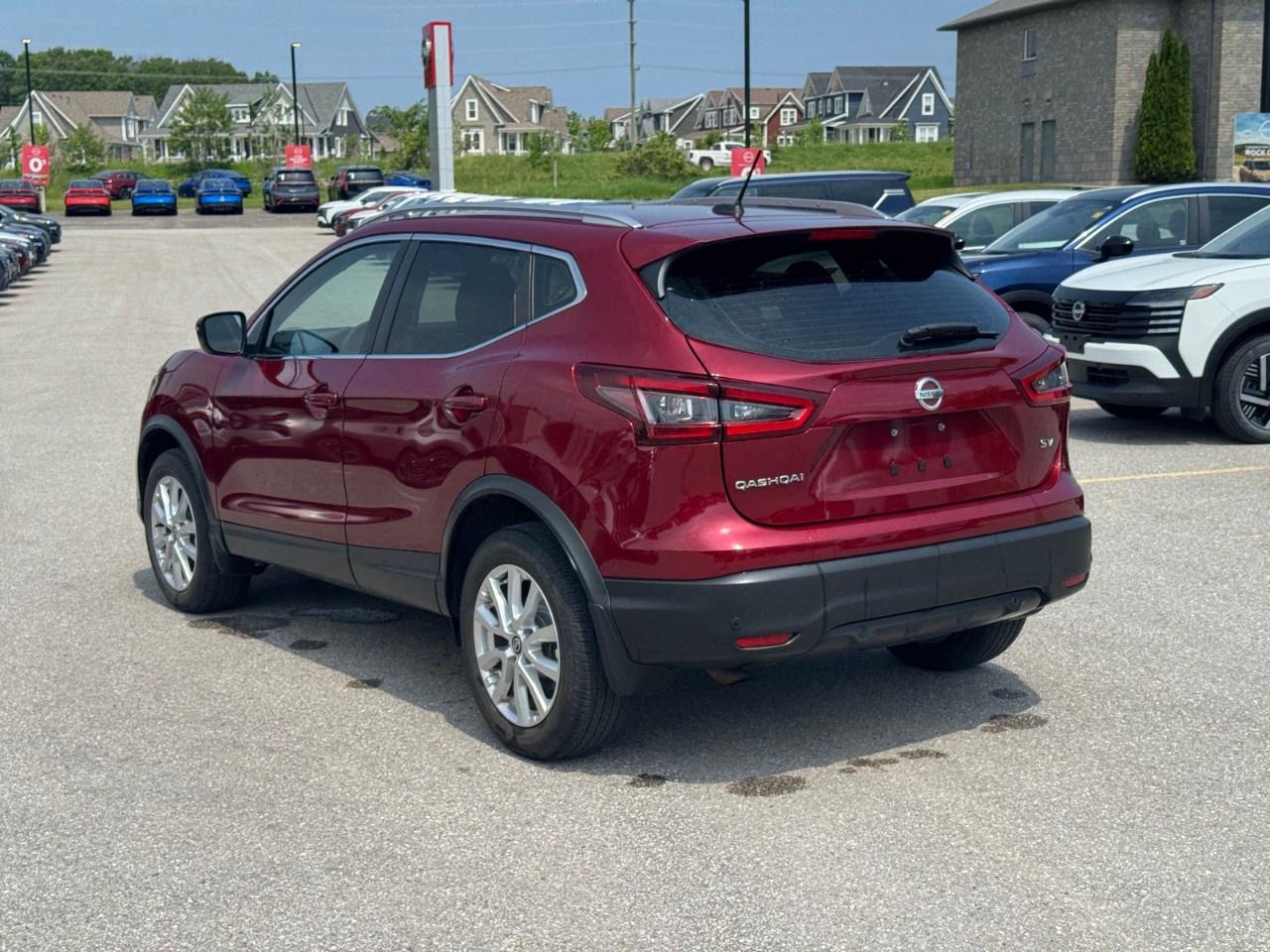 2021 Nissan Qashqai FWD SV CVT Photo