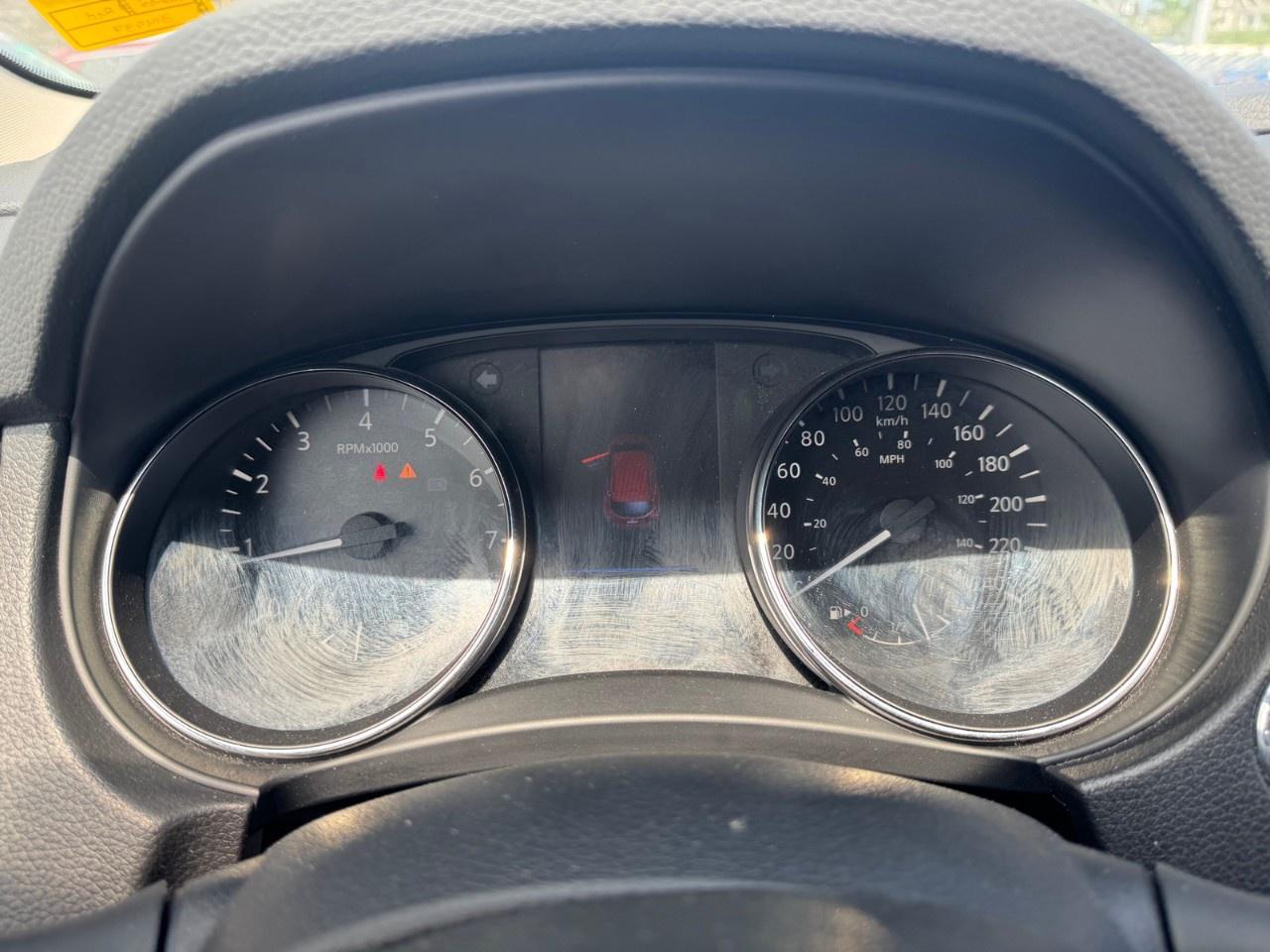 2021 Nissan Qashqai FWD SV CVT Photo
