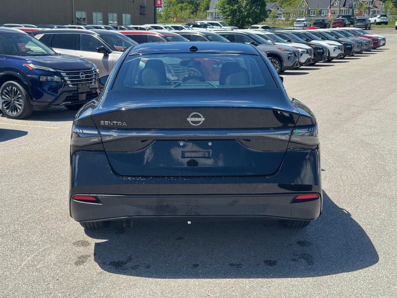 2026 Nissan Sentra SV SEDAN Photo