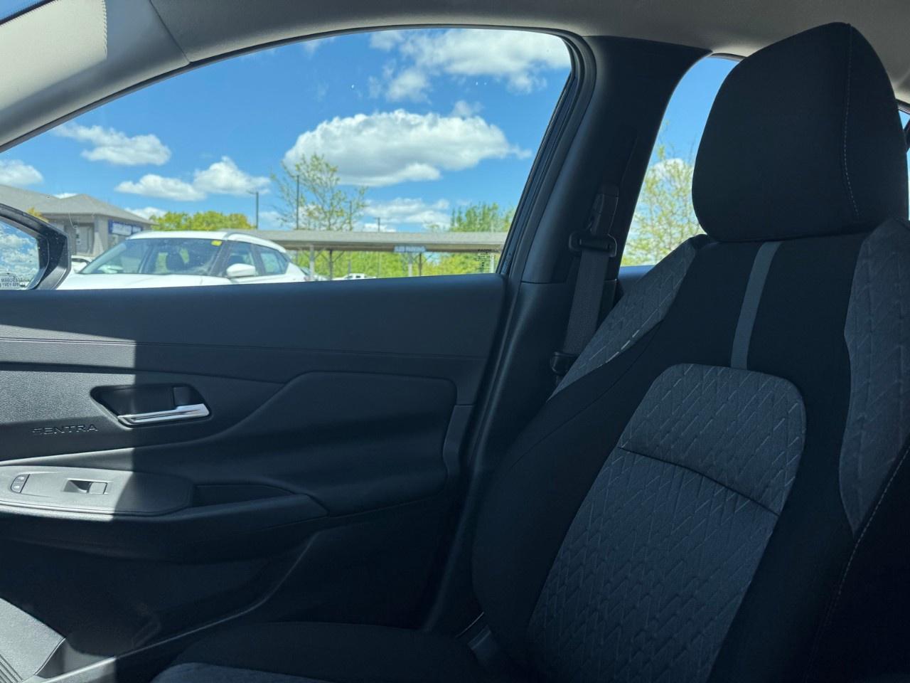 2026 Nissan Sentra SV SEDAN Photo