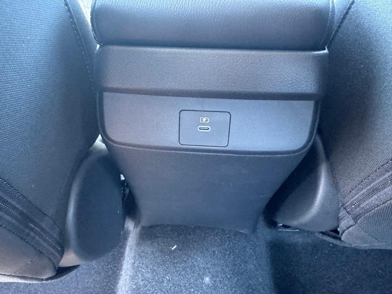 2026 Nissan Sentra SV SEDAN Photo