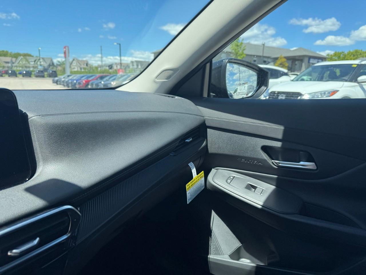 2026 Nissan Sentra SV SEDAN Photo