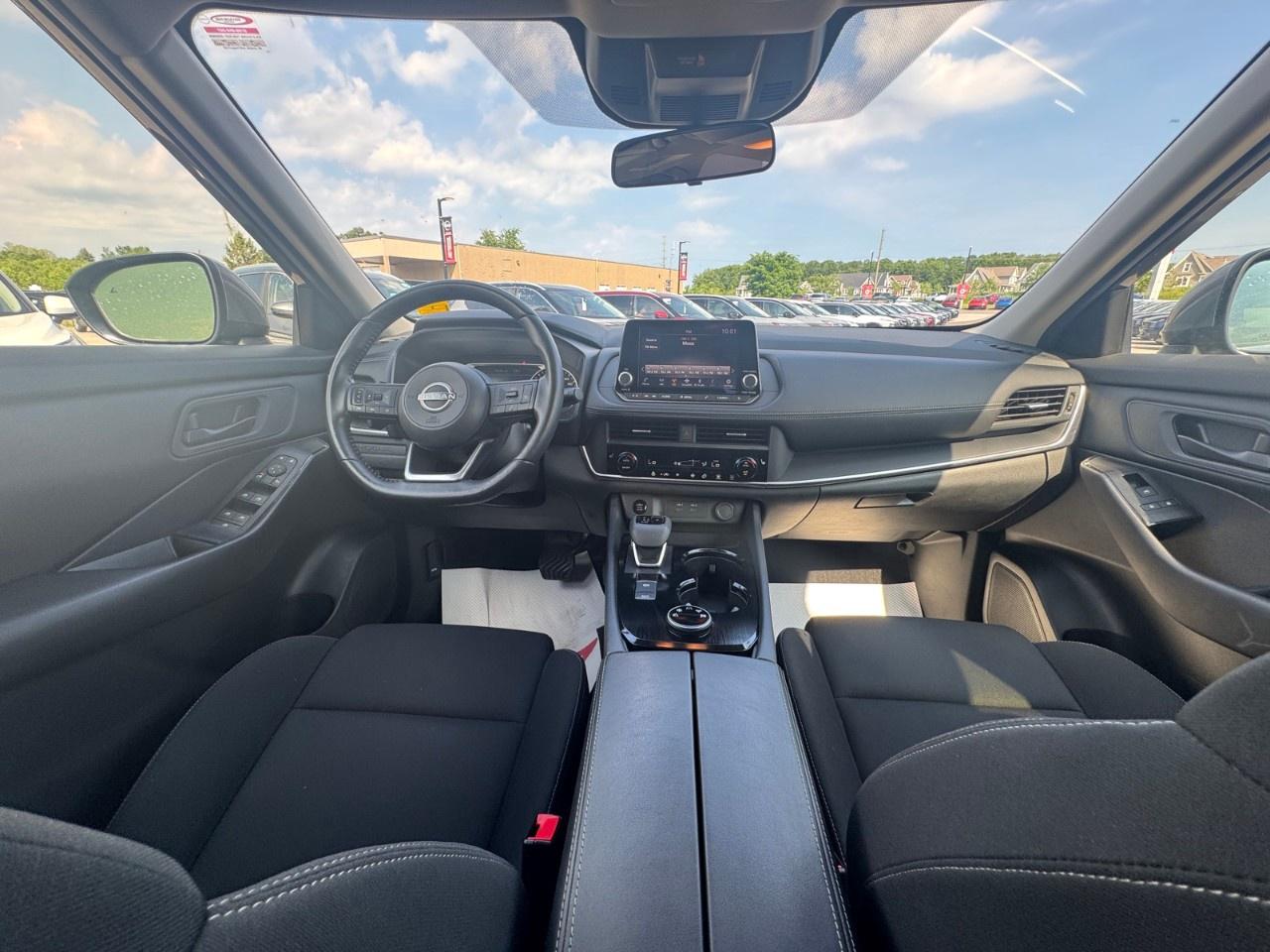 2024 Nissan Rogue AWD S Photo